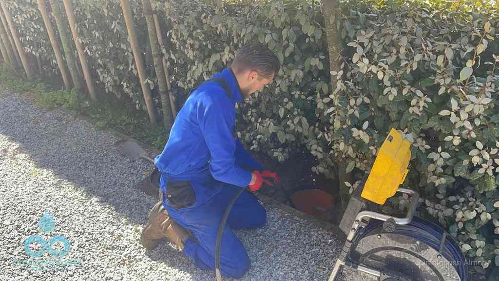 Werkwijze riool ontstoppen in Almere